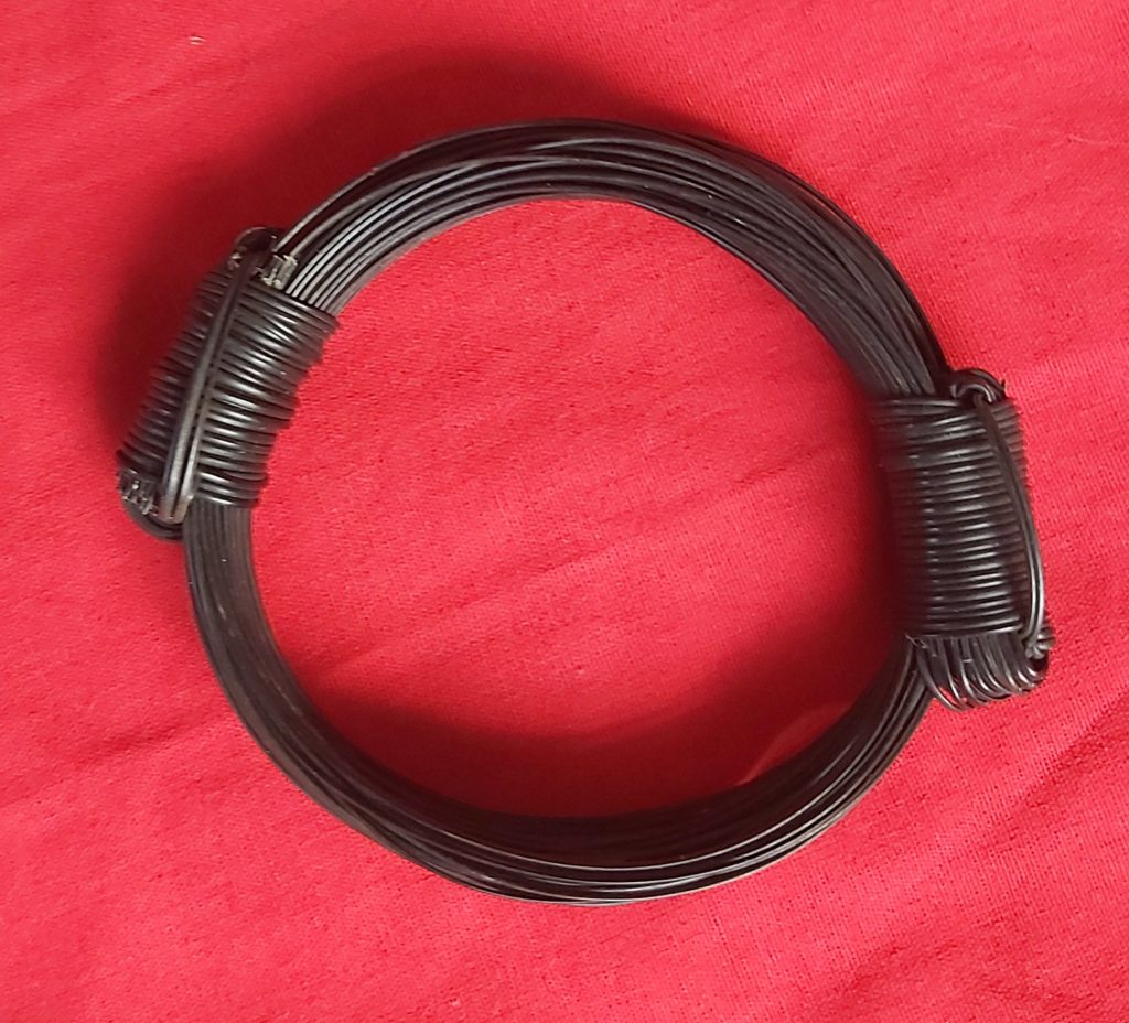 VB2 Elephant 30 hair bracelet 4" max. Diameter