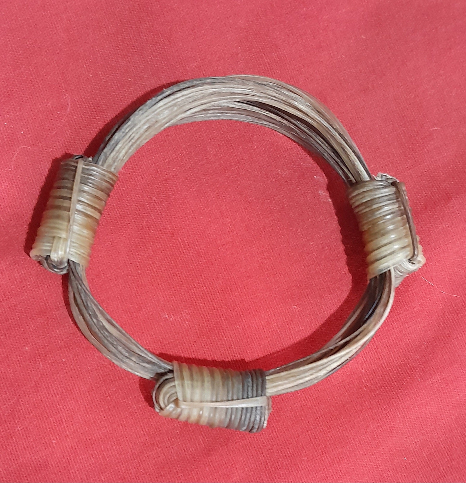 JEW4 White 3 knot elephant hair bracelet 3" max diameter