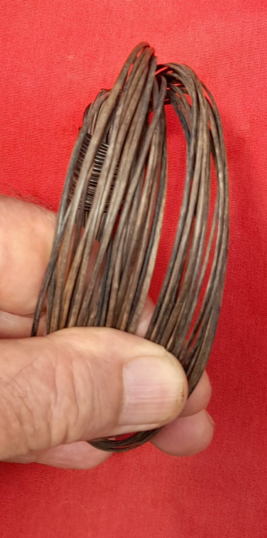 JET4 Thickest light brown elephant hair bracelet with black knots - Image 4