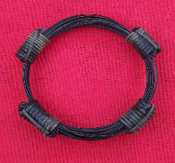 NICE, well proportioned. Traditional 14 hair 4 knot bracelet in the finest quality dark elephant hair. - JE462