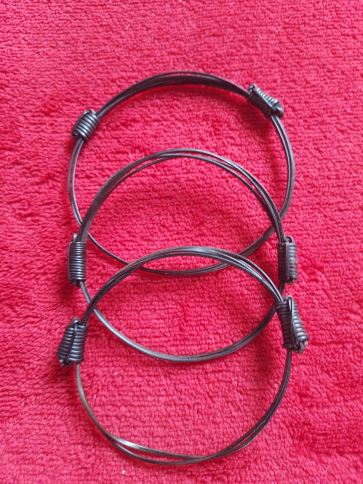 JE250 Traditional 2 Knot Sliding 2 Elephant Hair Bracelet - Image 2