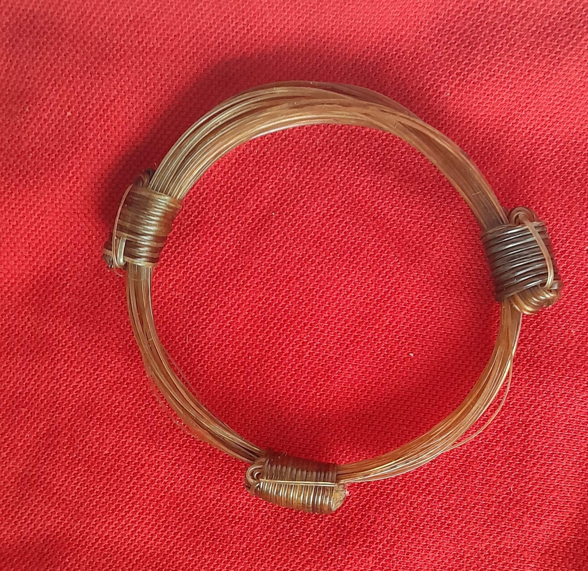 JEW52 Off white unique 3.5" diameter