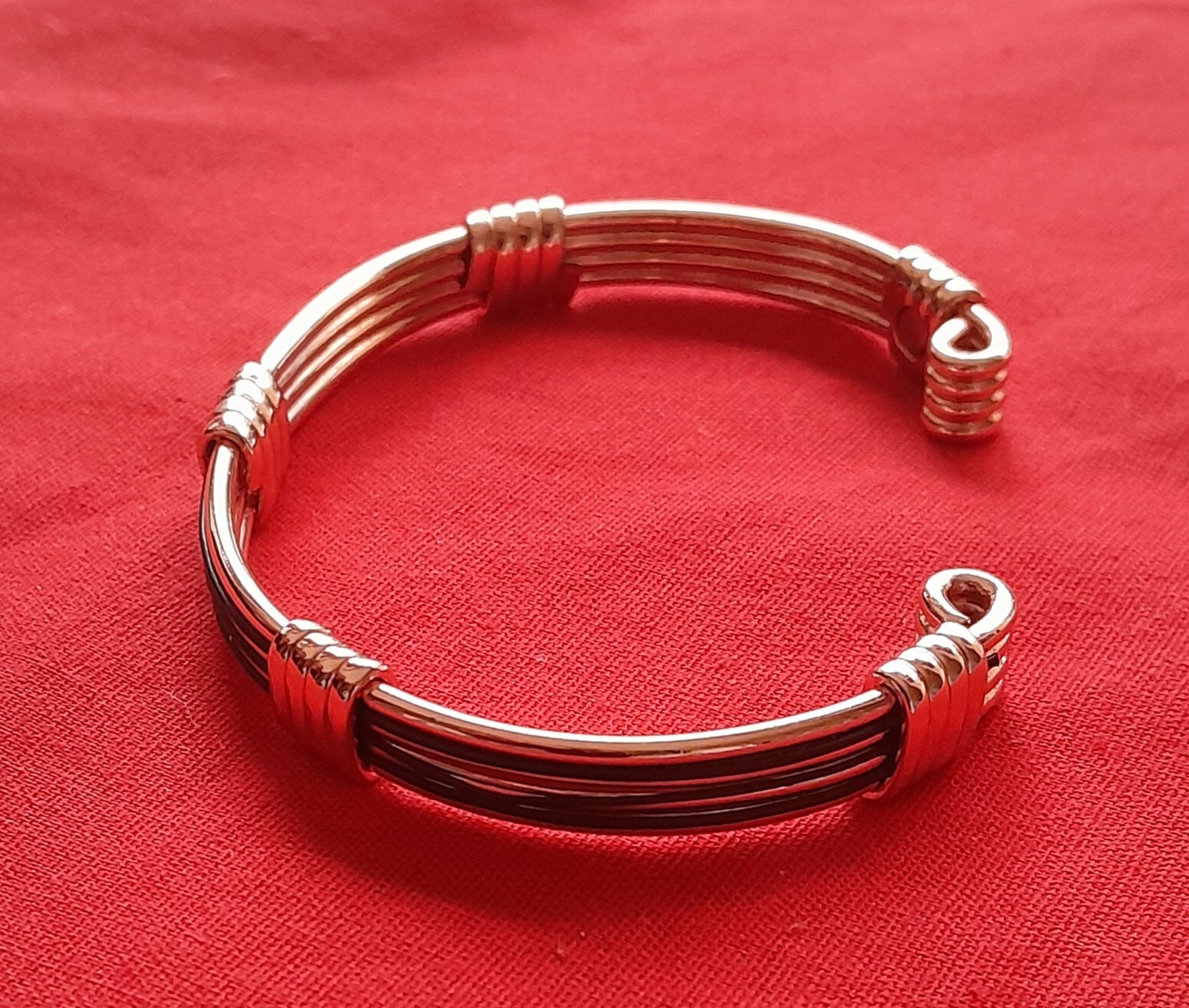 TEM1 Copper & Elephant hair bracelet - Image 3