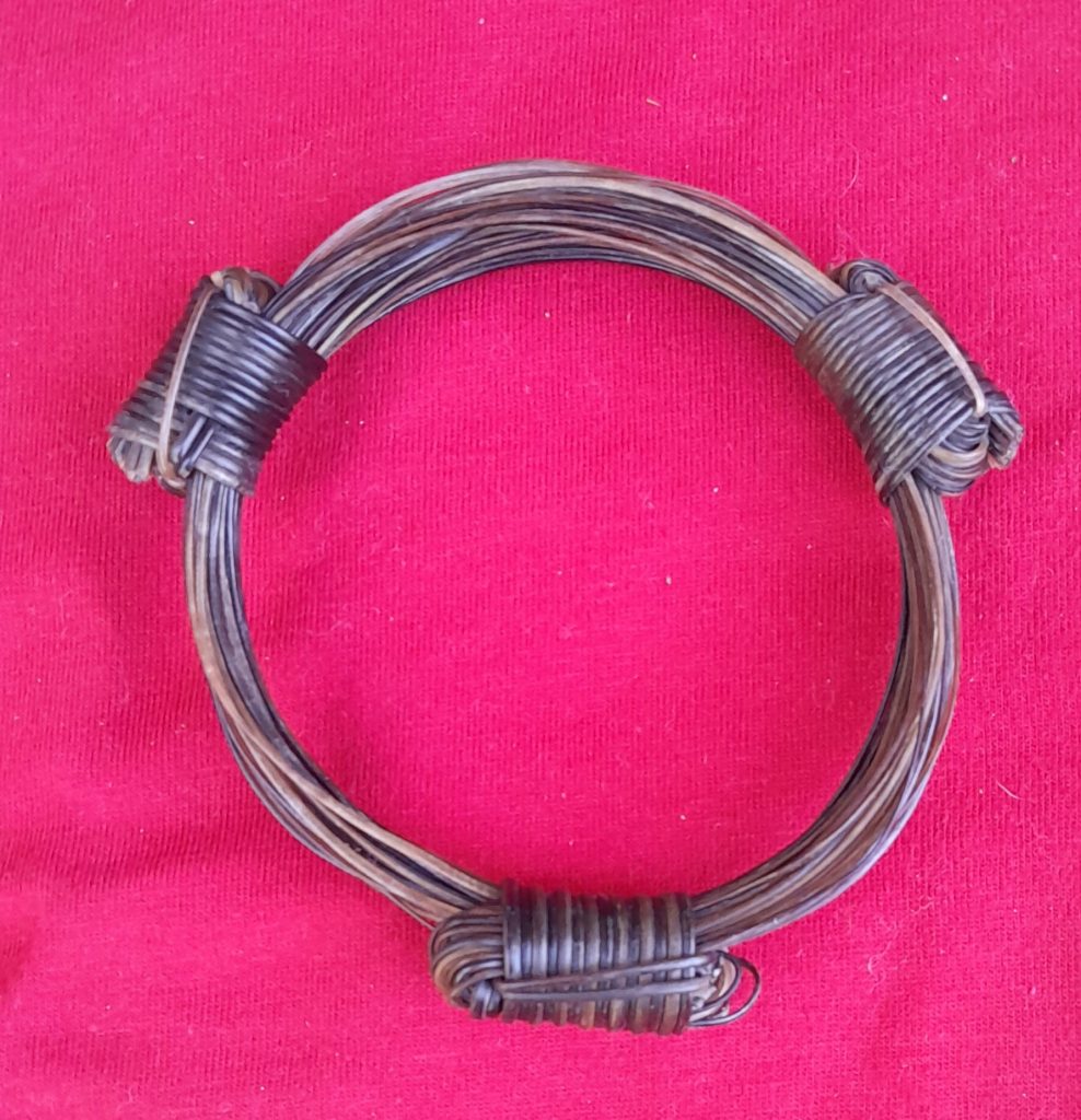 JEB8 Nice dark brown elephant hair bracelet.