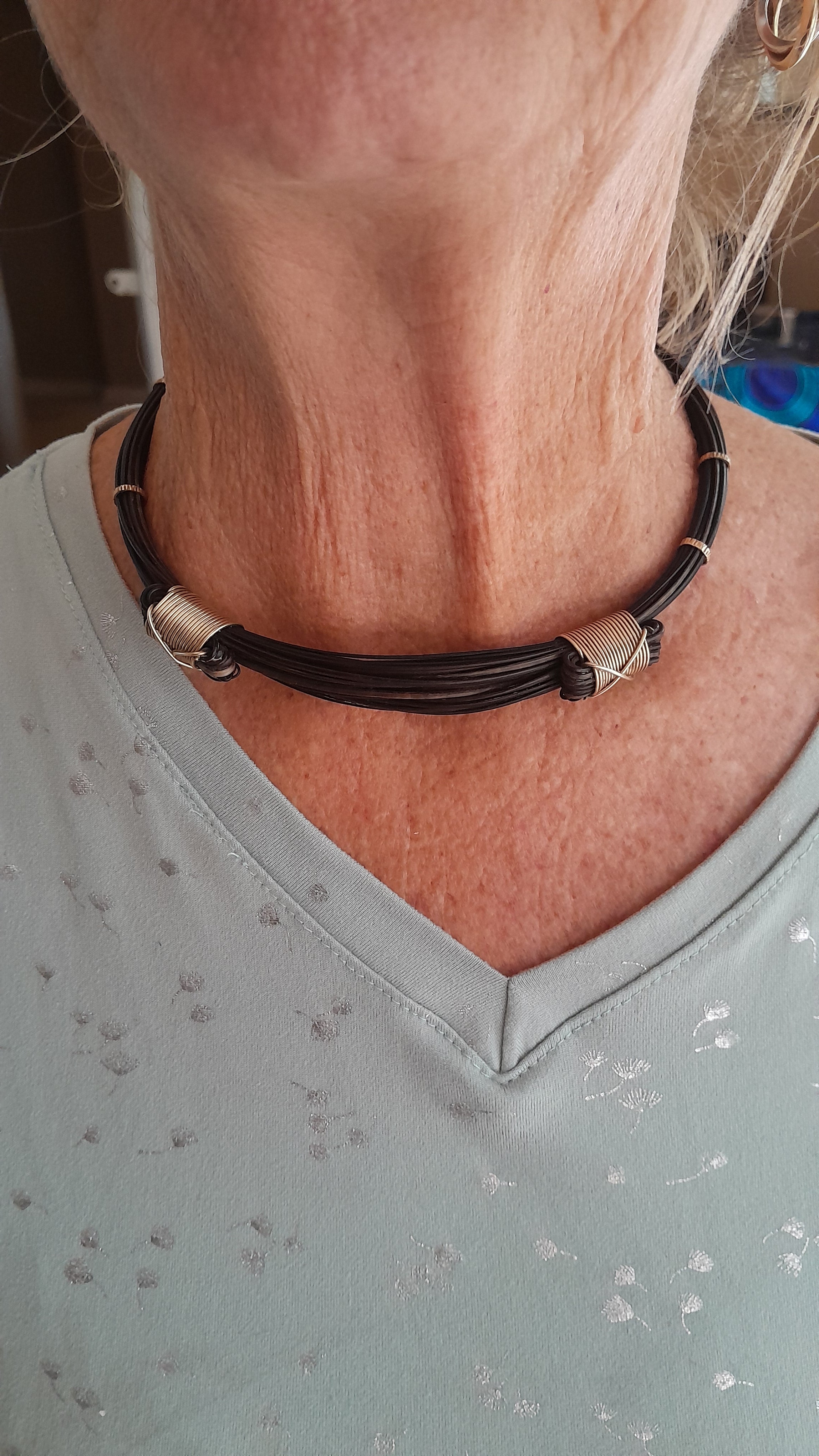 NEC2 Elephant hair necklace. - Image 3
