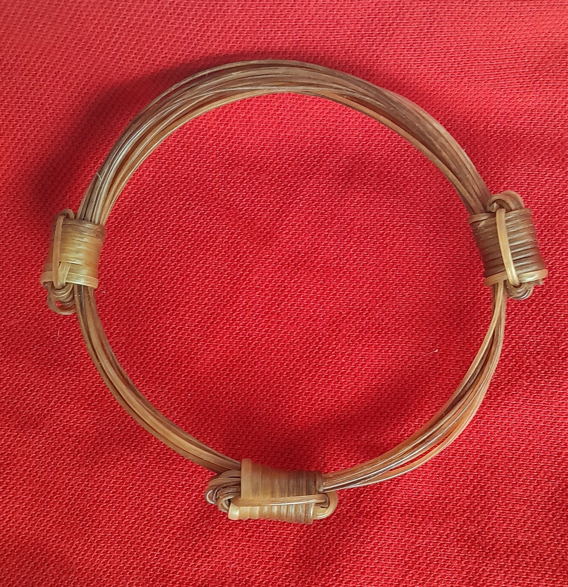JEW50 White Elephant Hair bracelet. 4" Diameter